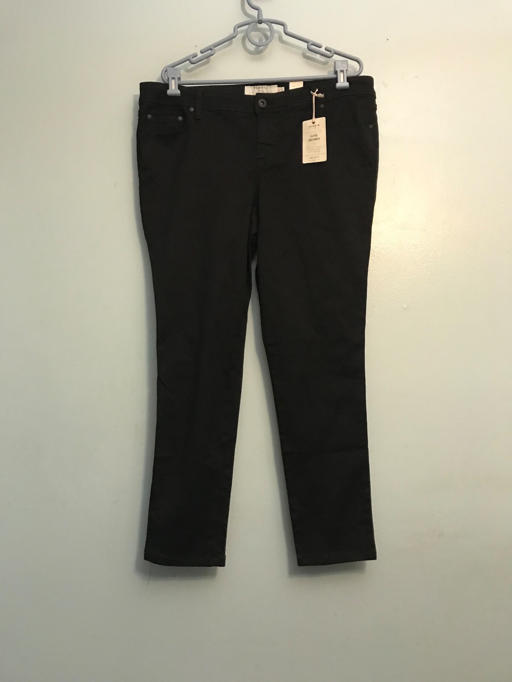 torrid Black Luxe Skinny Jeans with Classic Five-Pocket Style
